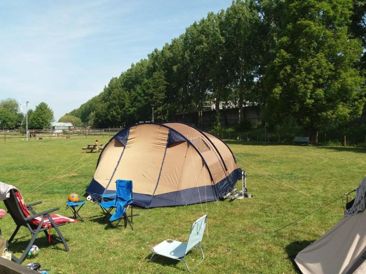 Bed And Breakfast En Camping In Waardenburg A2 Extérieur photo